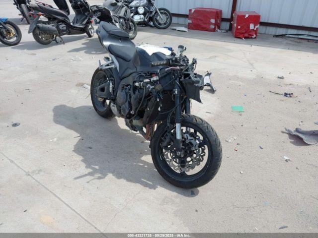  Salvage Honda Cbr600