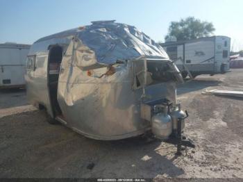  Salvage Airstream Airstream
