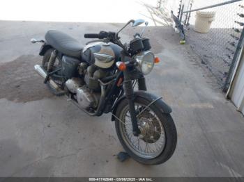  Salvage Triumph Motorcycle T100