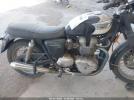 Triumph Motorcycle T100 Bonneville Image 10