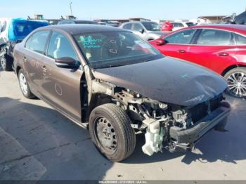  Salvage Volkswagen Jetta