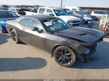  Salvage Dodge Challenger