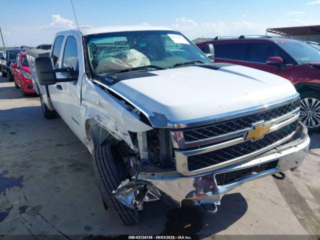  Salvage Chevrolet Silverado 2500