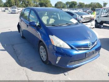  Salvage Toyota Prius v