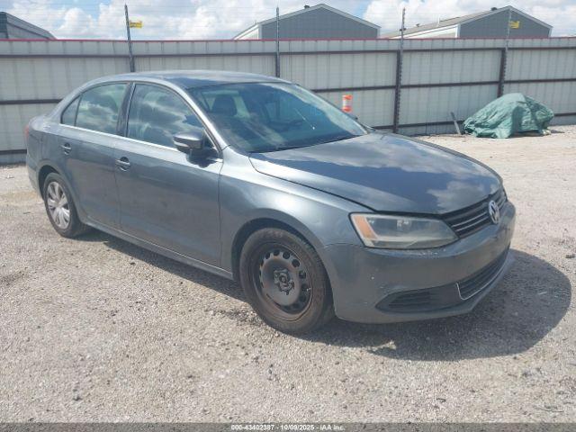  Salvage Volkswagen Jetta