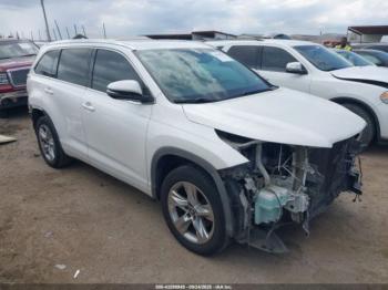  Salvage Toyota Highlander