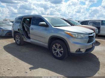 Salvage Toyota Highlander