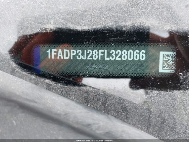 Ford Focus Titanium Image 12