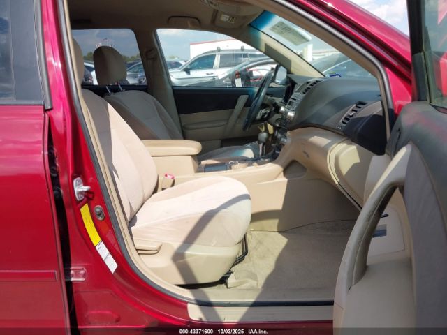 Toyota Highlander Image 16