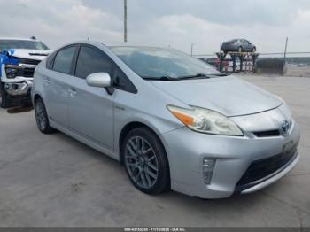  Salvage Toyota Prius