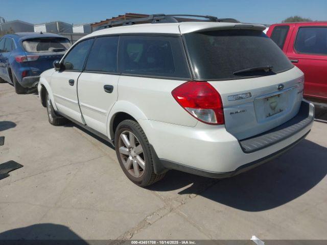 Subaru Outback 2.5i Image 8