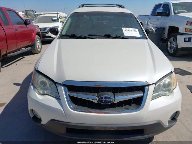 Subaru Outback 2.5i Image 3