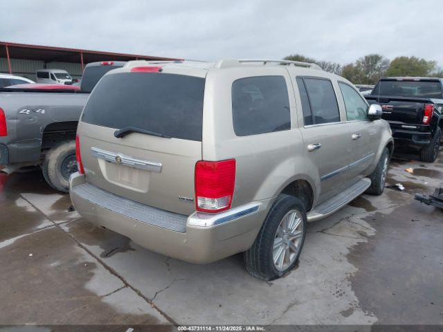 Chrysler Aspen Limited Image 4