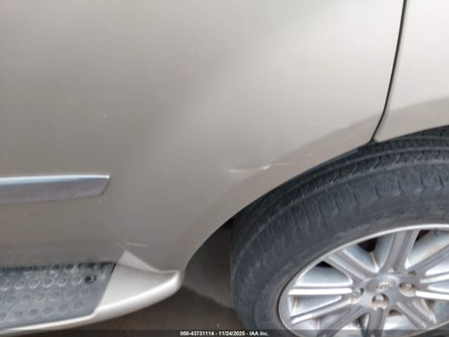 Chrysler Aspen Limited Image 7