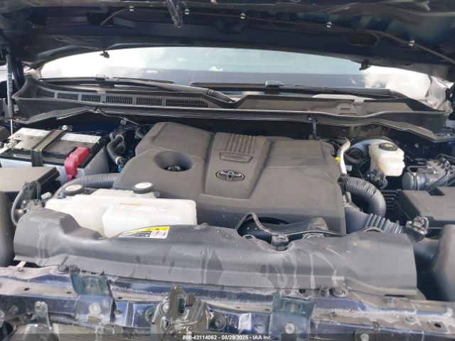 Toyota Tundra Sr5 Image 7