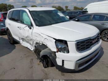  Salvage Kia Telluride