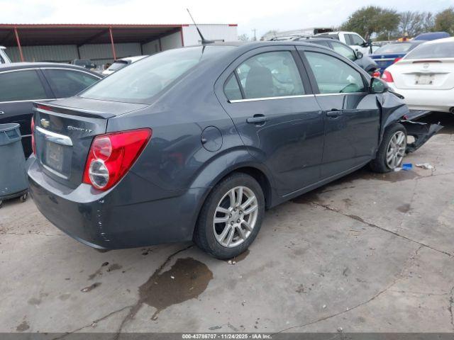 Chevrolet Sonic Lt Auto Image 2