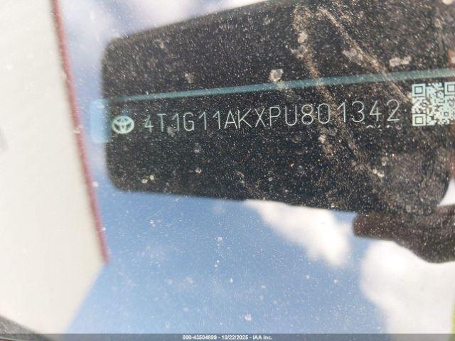 Toyota Camry Se Image 9