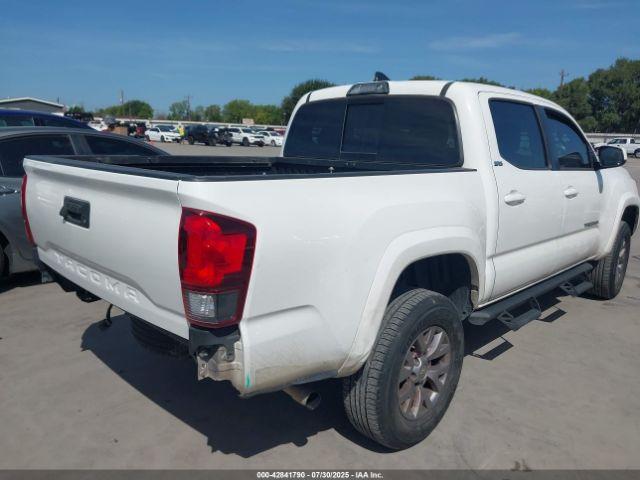 Toyota Tacoma Sr5 V6 Image 3