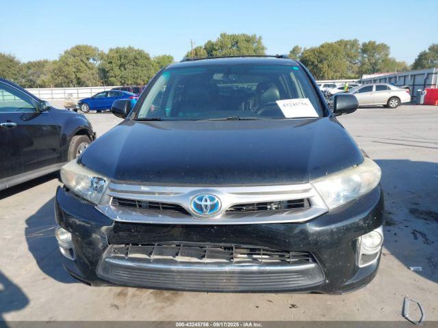 Toyota Highlander Limited V6 Image 8