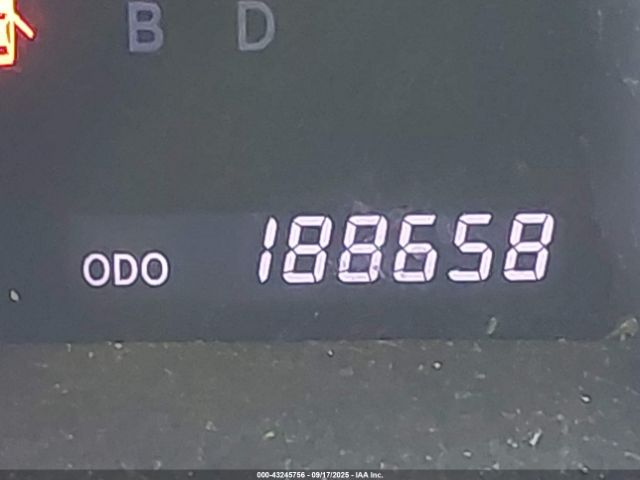 Toyota Highlander Limited V6 Image 12