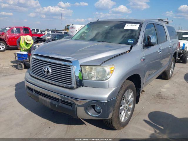 Toyota Tundra Limited 5.7l V8 Image 16