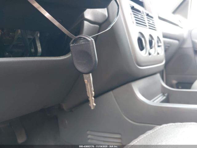 Ford Explorer Image 12