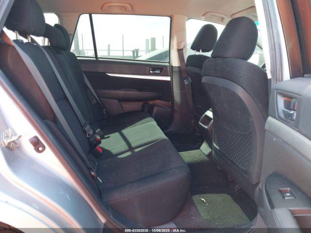 Subaru Outback 2.5i Premium Image 4