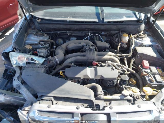 Subaru Outback 2.5i Premium Image 10