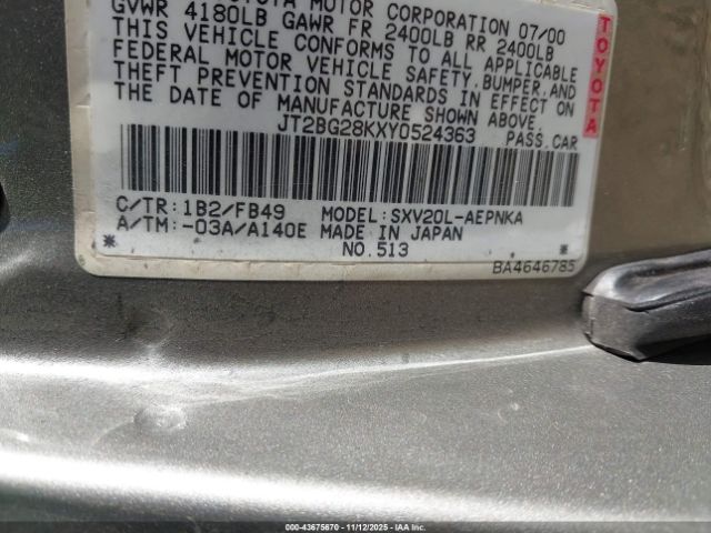 Toyota Camry Le Image 9