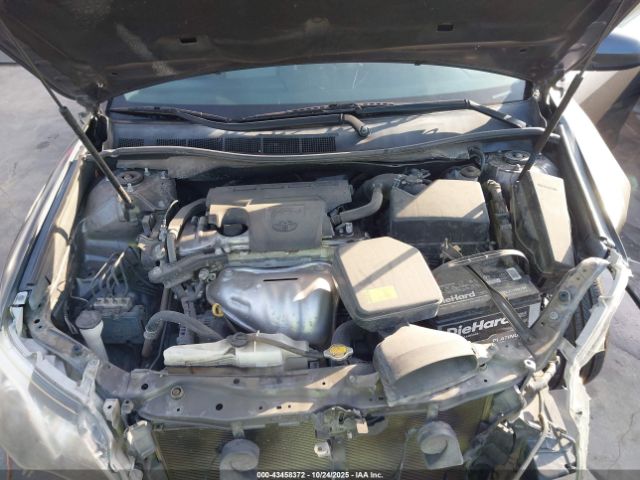 Toyota Camry Se Image 15