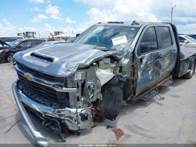 Chevrolet Silverado 3500 Lt Image 10