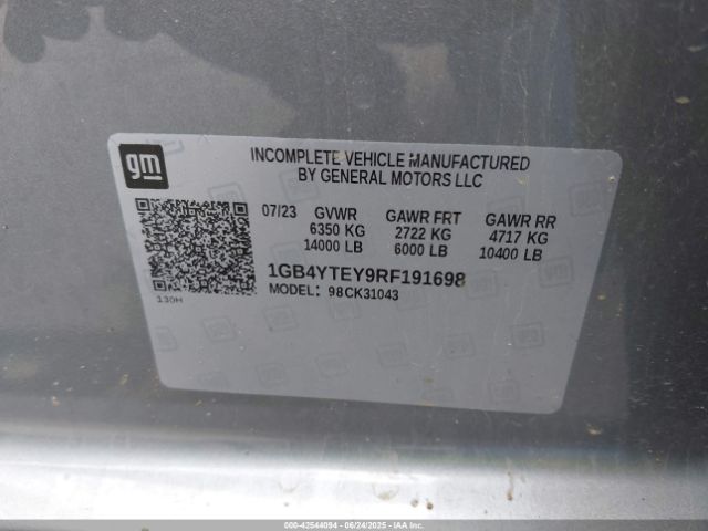 Chevrolet Silverado 3500 Lt Image 9