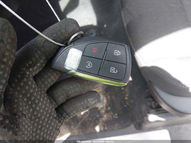 Chevrolet Silverado 3500 Lt Image 2