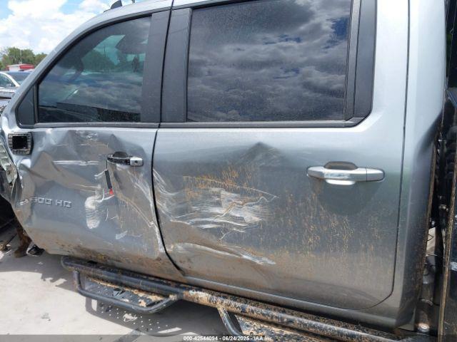 Chevrolet Silverado 3500 Lt Image 16