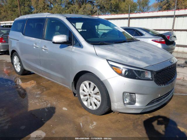  Salvage Kia Sedona