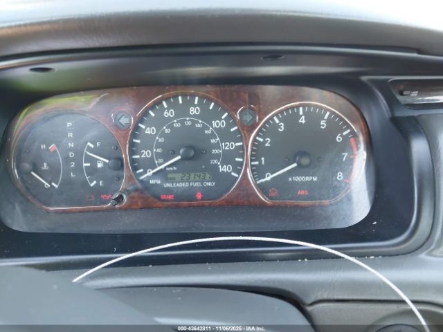 Toyota Camry Le Image 13