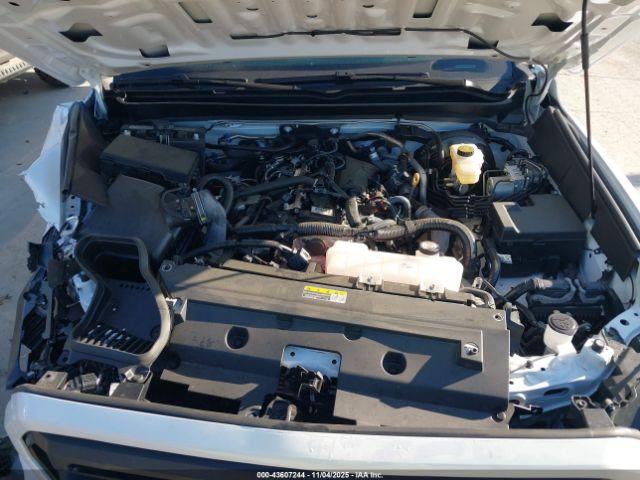 Toyota Tacoma Sr5 Image 4