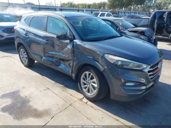  Salvage Hyundai TUCSON