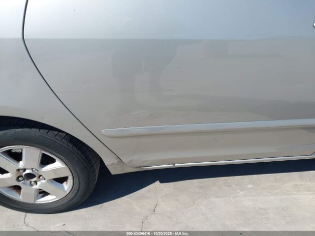 Toyota Sienna Xle Image 13