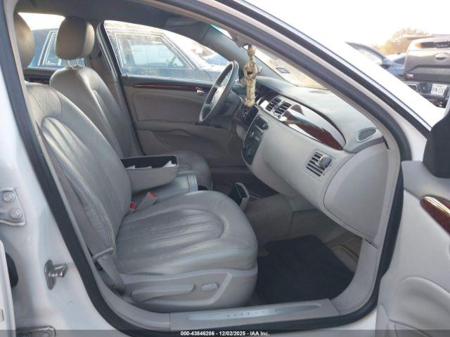 Buick Lucerne Cx Image 7