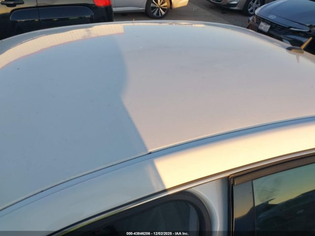 Buick Lucerne Cx Image 14