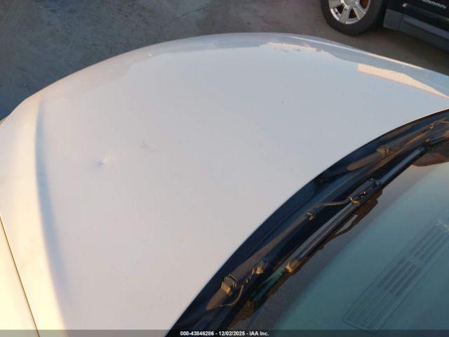 Buick Lucerne Cx Image 4