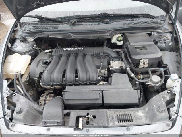 Volvo V50 2.4i Image 10