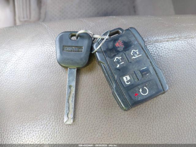 GMC Yukon Sle Image 12