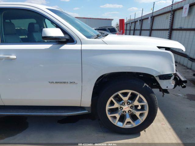 GMC Yukon Sle Image 18