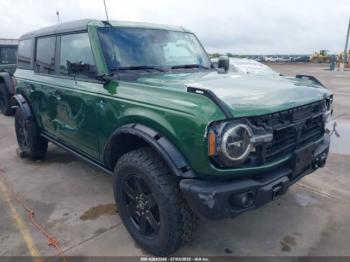  Salvage Ford Bronco