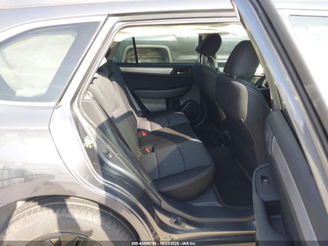 Subaru Outback 2.5i Premium Image 7