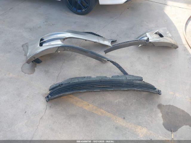 Subaru Outback 2.5i Premium Image 14