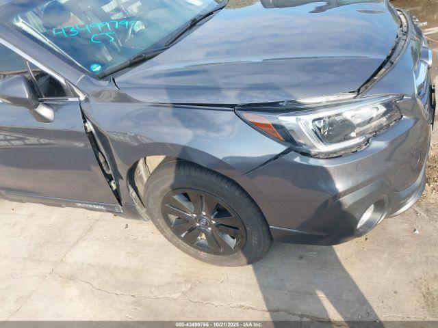 Subaru Outback 2.5i Premium Image 18